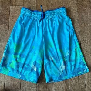 Boys medium shorts